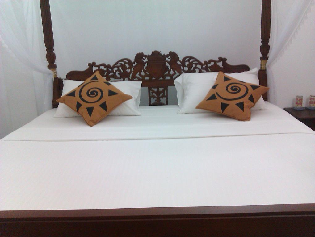 Hotel Aayu'S Guest Bentota Habitación foto